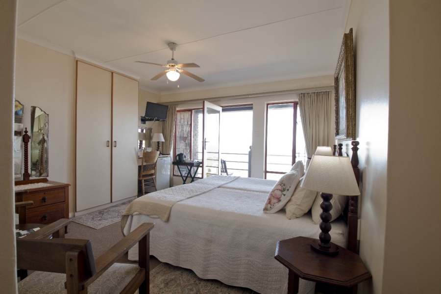 11 Bedroom Property for Sale in Dana Bay Western Cape